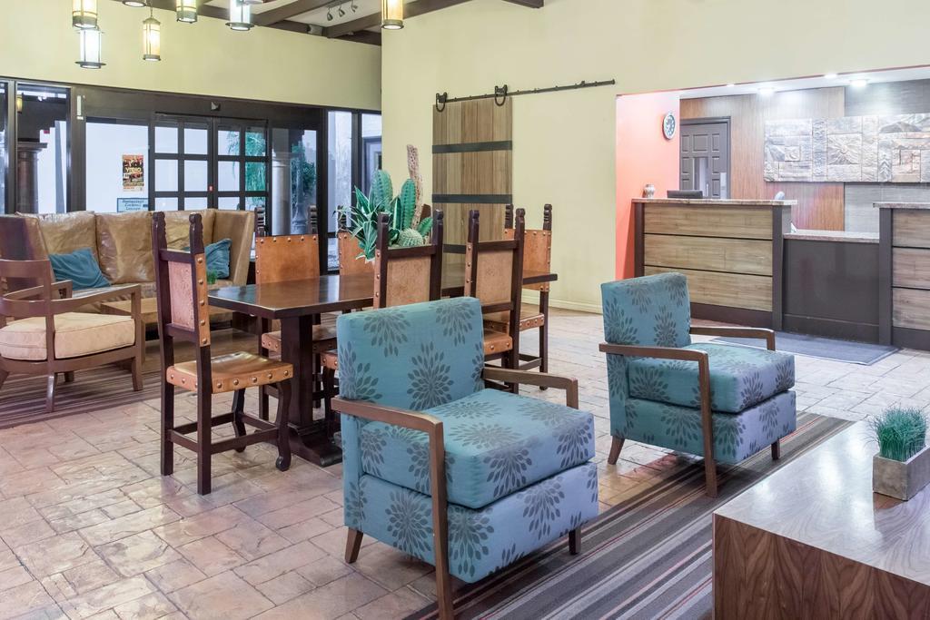 多布森牧场酒店及套房有限责任公司 梅萨 外观 照片